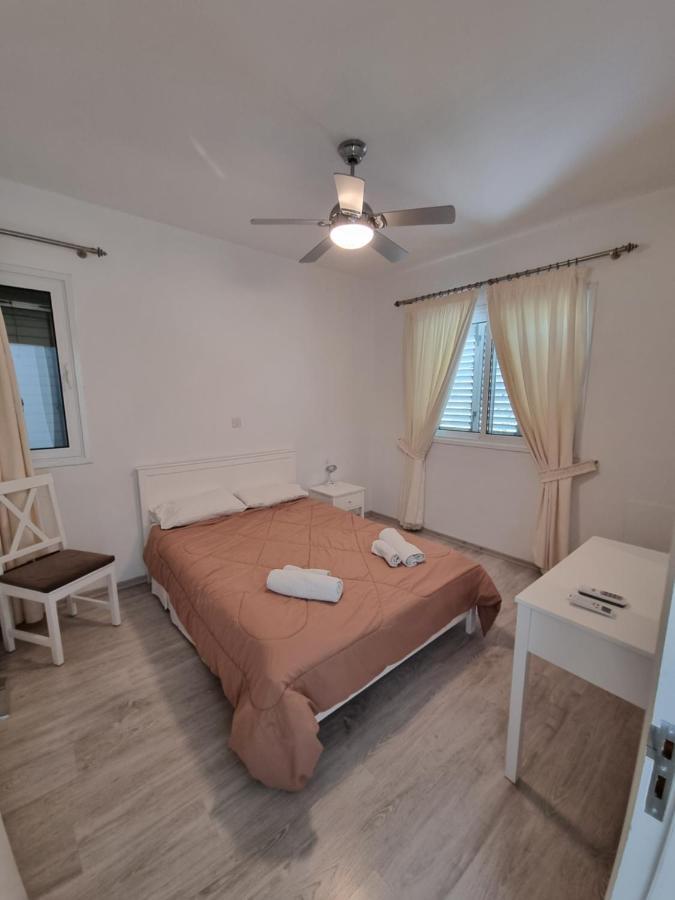 Coral Blue Bay Villa Коралова Затока Екстер'єр фото