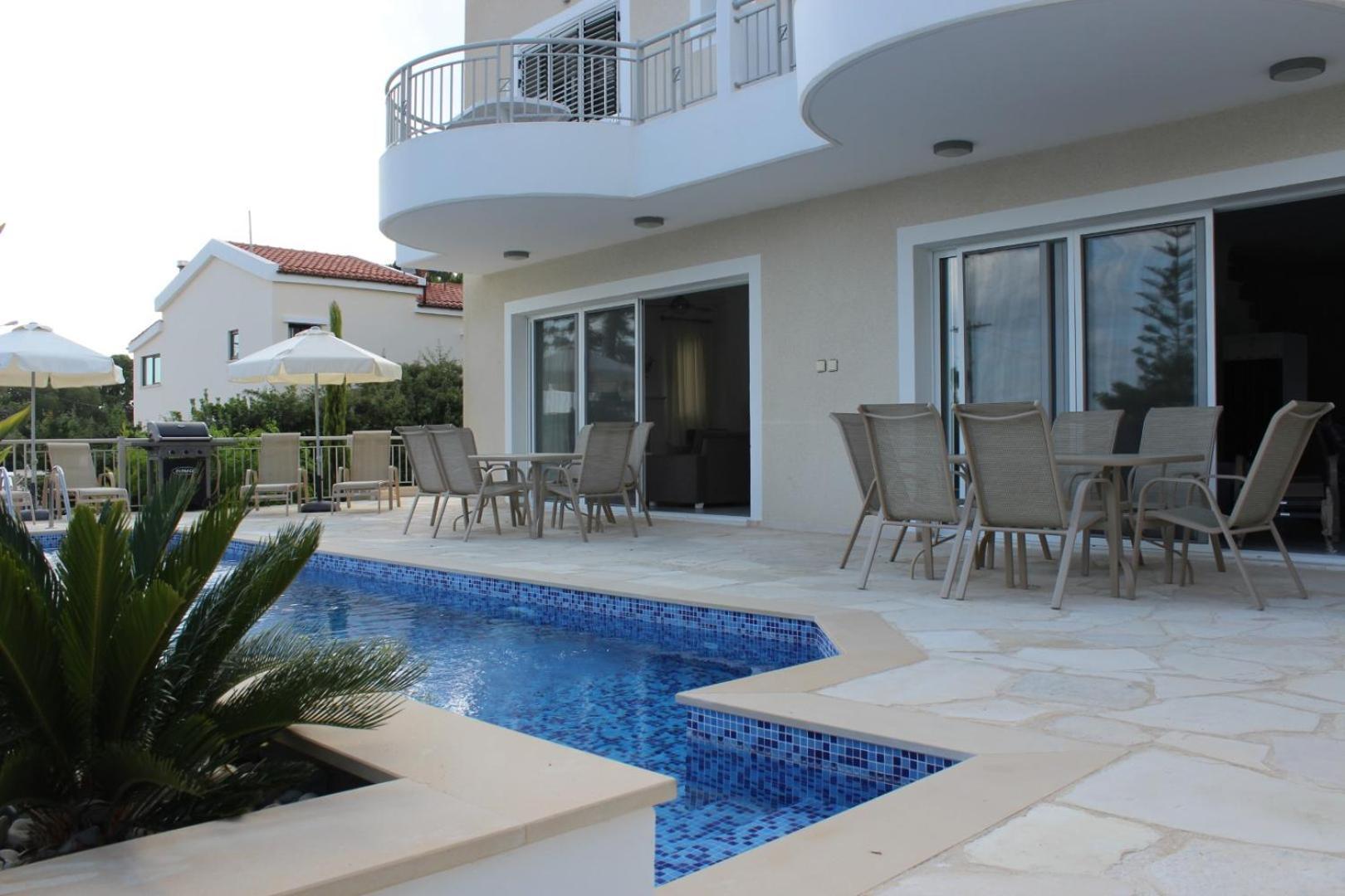 Coral Blue Bay Villa Коралова Затока Екстер'єр фото