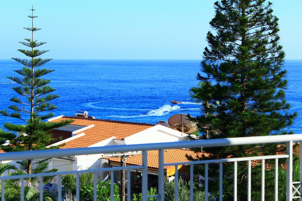 Coral Blue Bay Villa Коралова Затока Екстер'єр фото