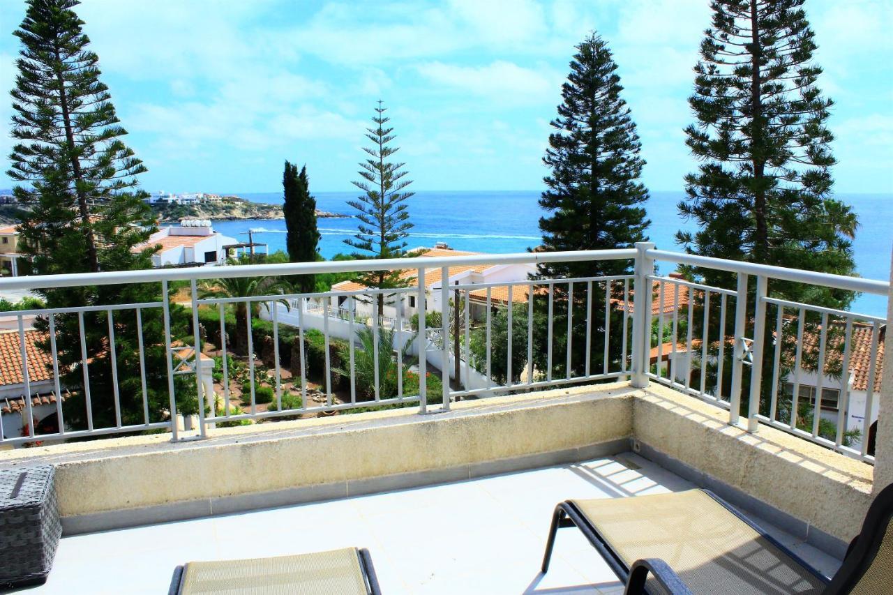 Coral Blue Bay Villa Коралова Затока Екстер'єр фото